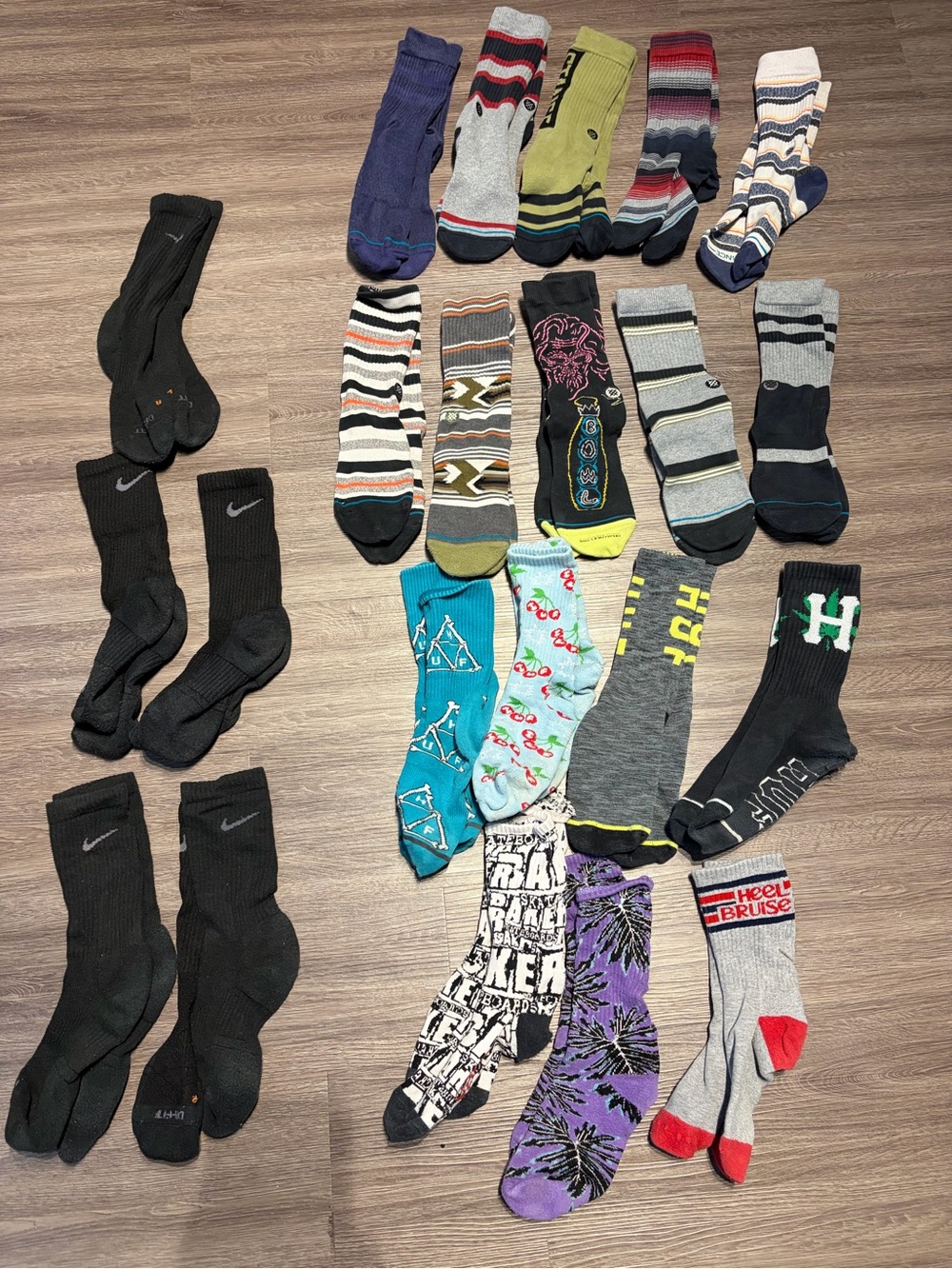 22 pairs of socks with defects